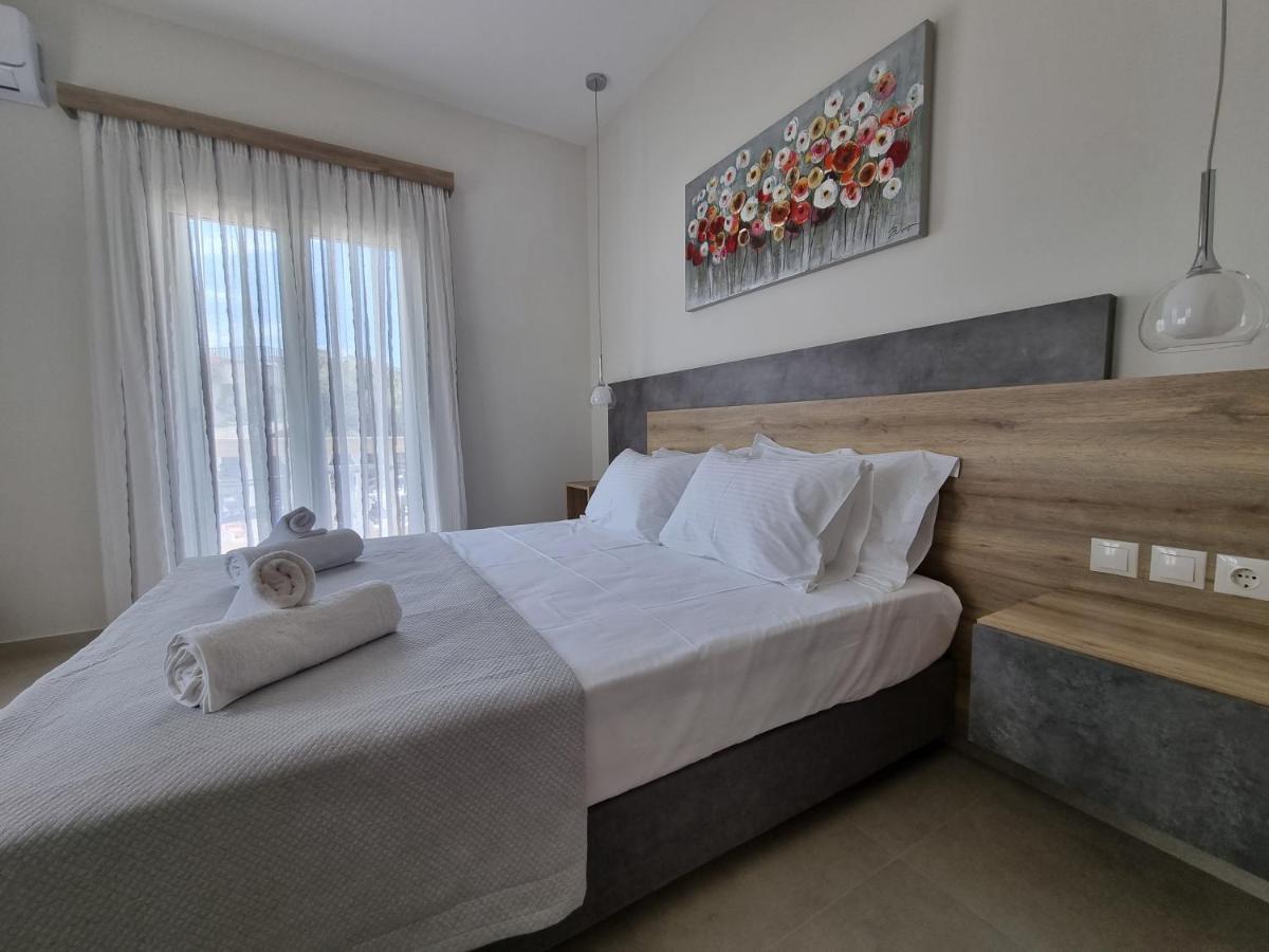 Chrysanthe's No1 Apartment *