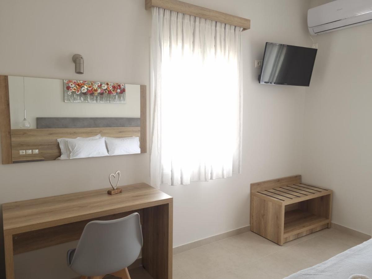Chrysanthe's No1 Apartment
