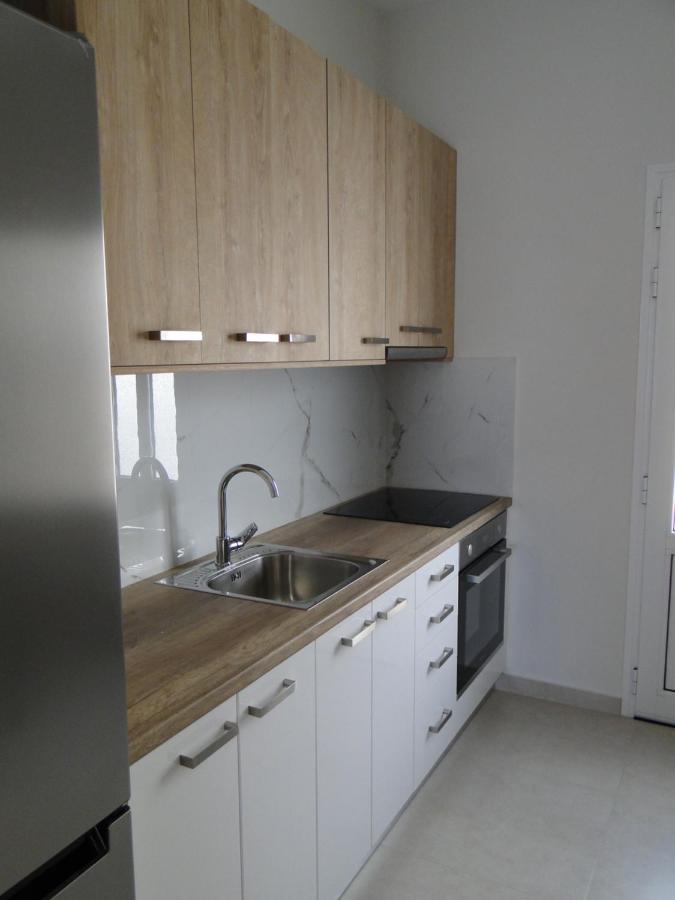 Chrysanthe's No1 Apartment